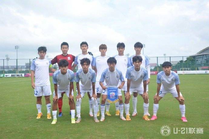 欧美成人免费公开播放