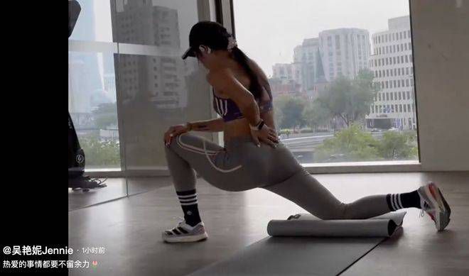 亚洲三页